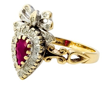 9ct gold Ruby / Diamond Cluster Ring size M